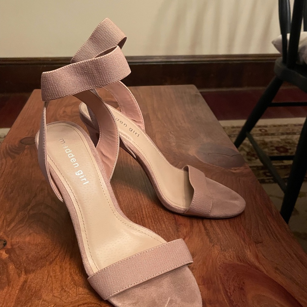 Madden Girl nude colored size 8 heels
